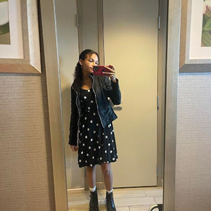 Meet your Posher, Dianela